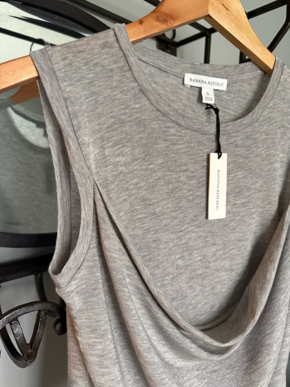 NWT Banana Republic Gray Draped Sleeveless Top - Picture 2 of 10